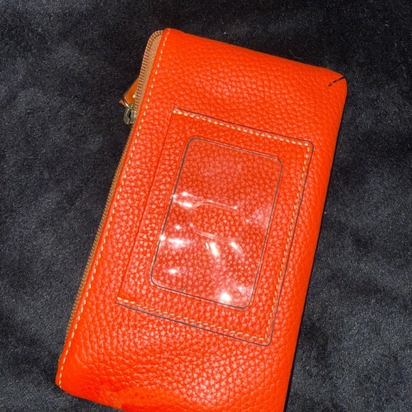 DOONEY & BOURKE RED PEBBLE LEATHER ID ZIP POUCH CASE - Picture 2 of 10